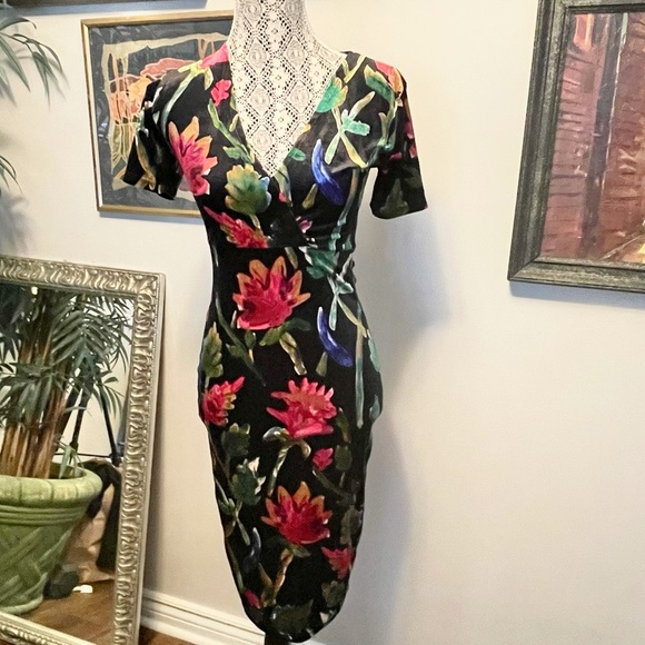 Zara premium Velvet Night collection dress - Picture 3 of 10